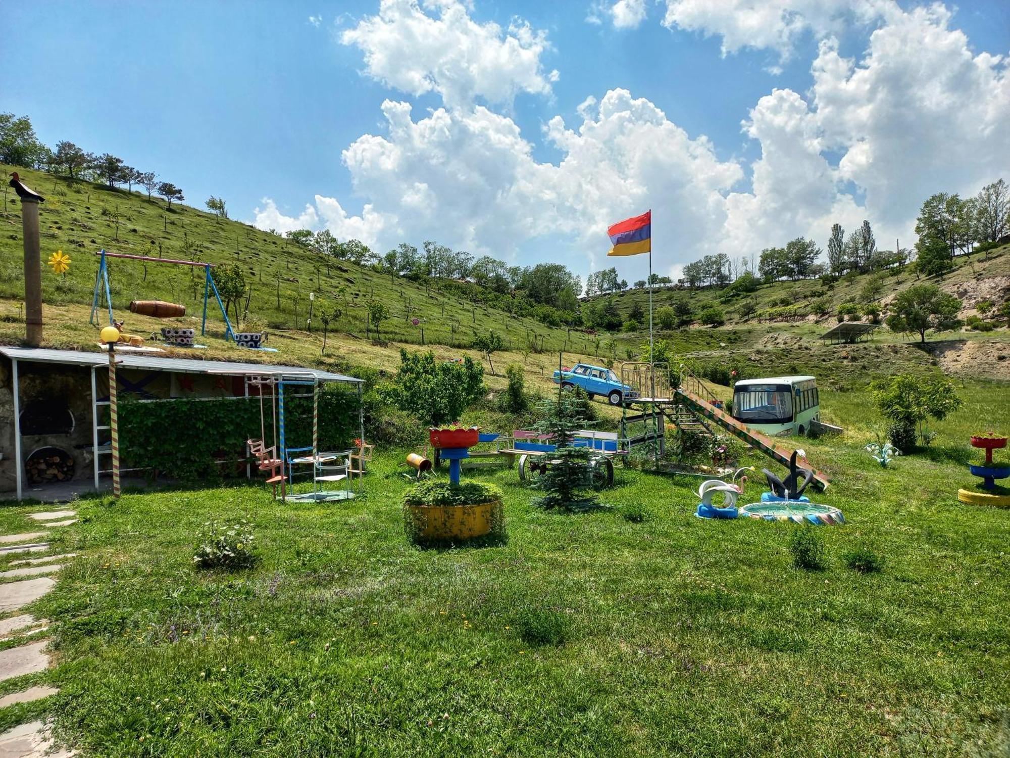 Дом отдыха Arevik Artsvakar